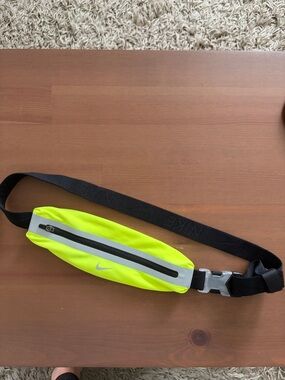 Nike High-Visibility Yellow Running Waist Pack with Black Strap